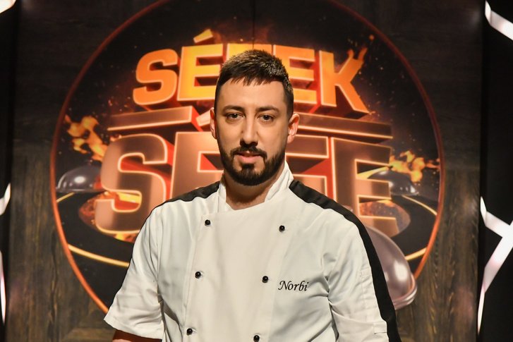 🍽️ Tegnap nem volt kieső, de a tét hatalmas volt! 💰 A fordított nap csavarai után egymillió forintért főztek a versenyzők… és végül Norbi nyert! 😲👇 Cikk a hozzászólásoknál, ne hagyd ki!